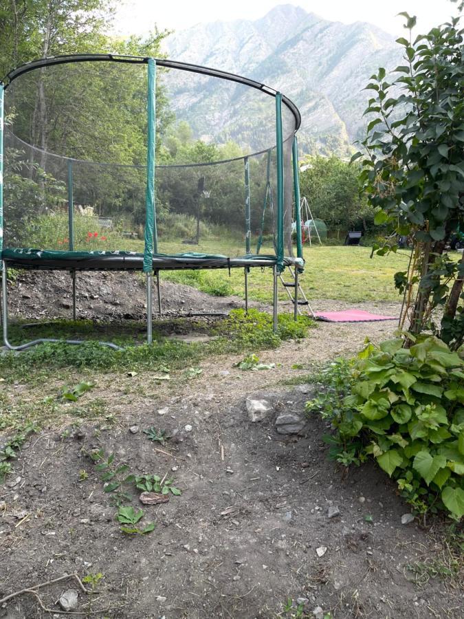 Le Chal Heureux Bel Appartement Dans Vieille Ferme De Montagne Renovee Les Orres Dış mekan fotoğraf