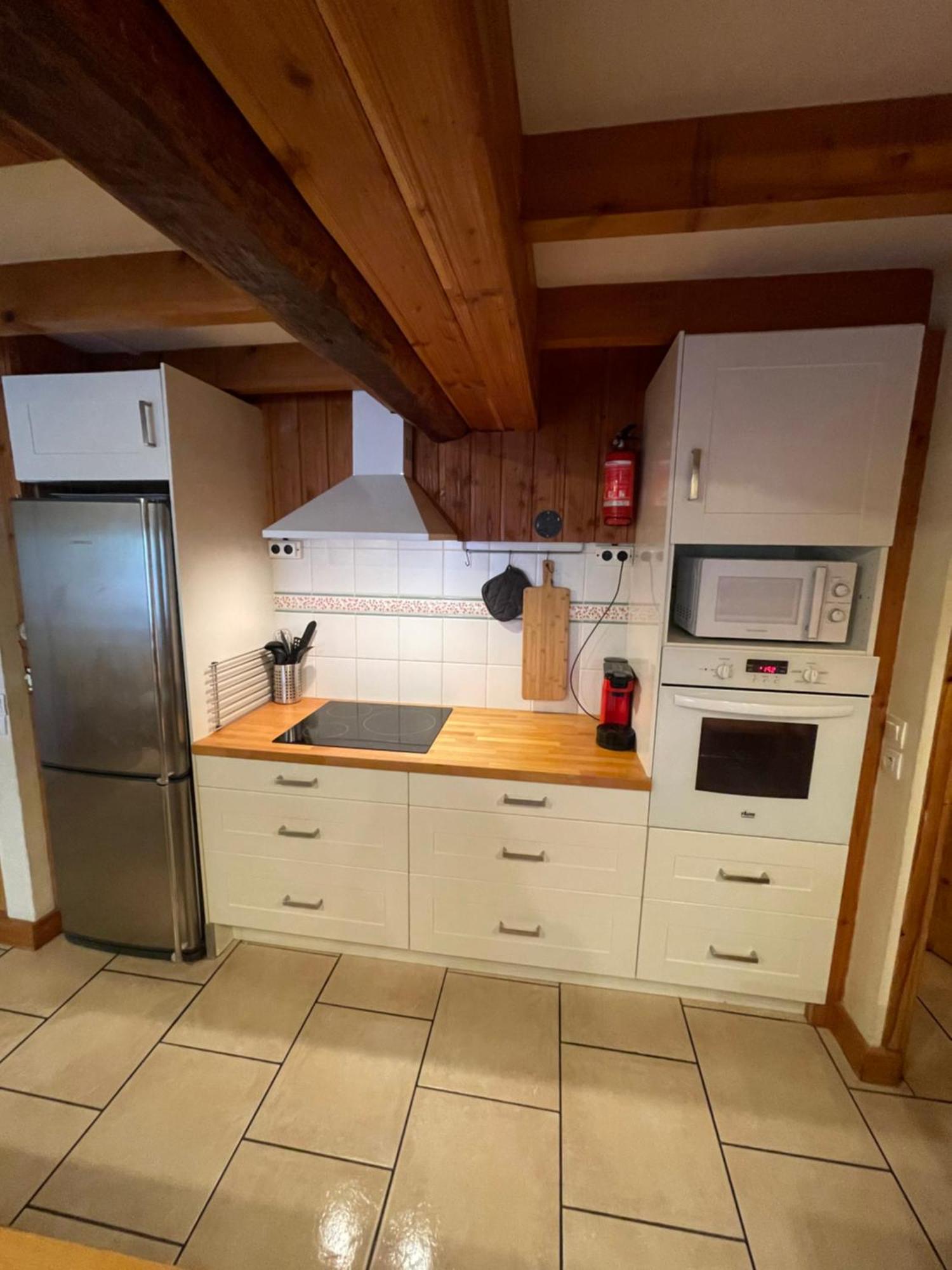 Le Chal Heureux Bel Appartement Dans Vieille Ferme De Montagne Renovee Les Orres Dış mekan fotoğraf